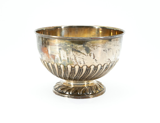 A large and a smaller George III Mug